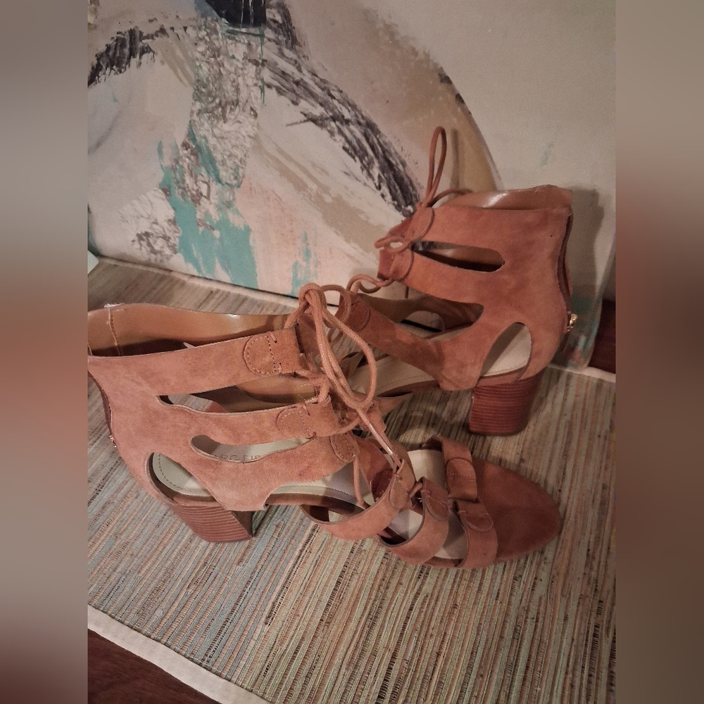 NOT FOR SALE Sandals - Picture 2 of 8